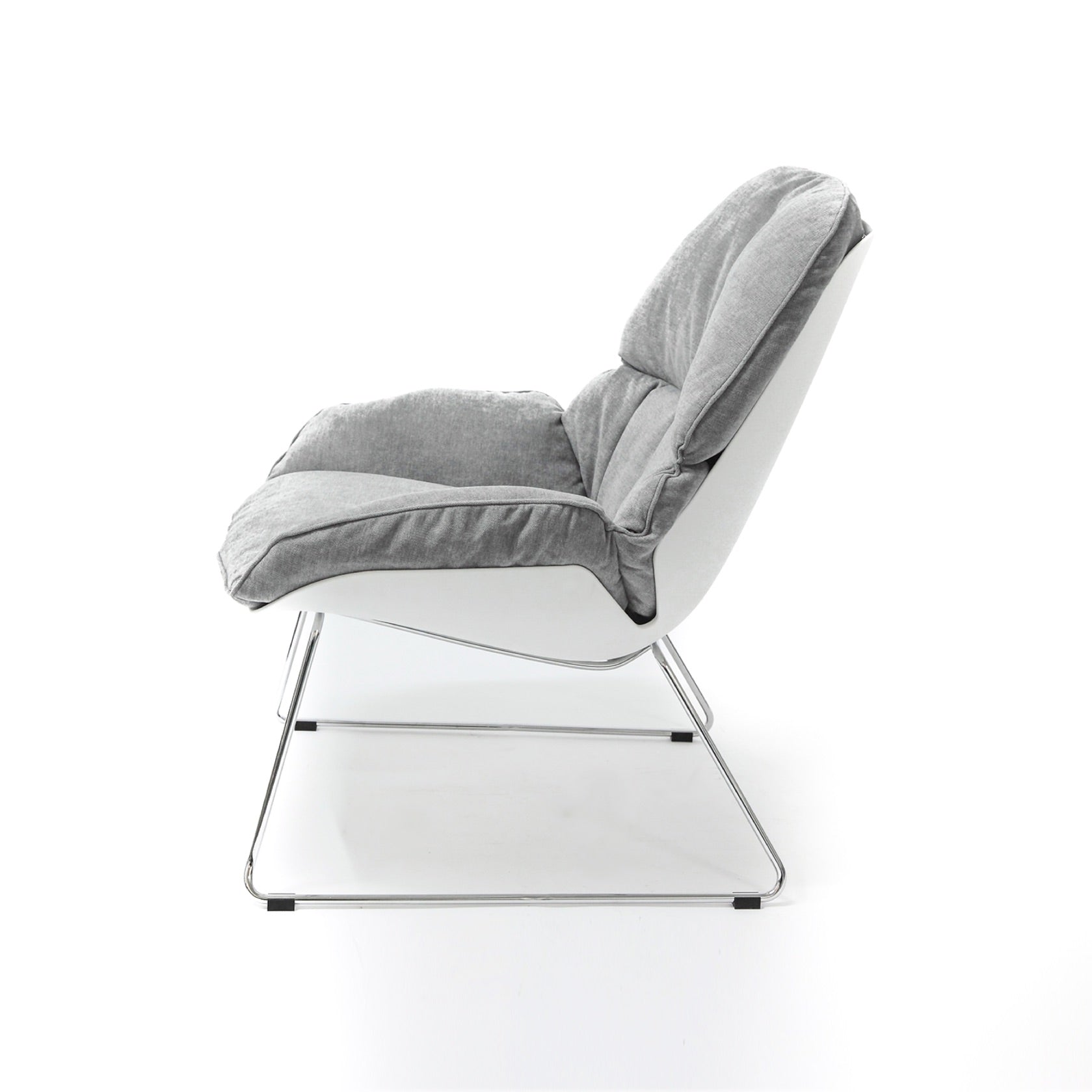 SIGRID LOUNGE CHAIR